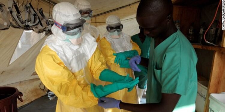 El virus del Ébola vuelve a sembrar el miedo: Congo enfrenta nueva crisis, van 65 fallecidos