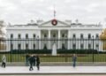¿Qué ocurrió en la Casa Blanca? Autoridades de Estados Unidos mantienen operativo por disparos