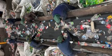 ¿Qué pasa con una botella después de usarla? Así crece la apuesta de Coca-Cola FEMSA por el reciclaje