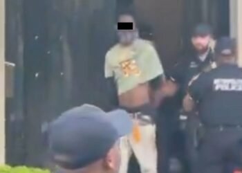 Operativo policial en Instituto Cultural Mexicano tras ingreso de hombre armado