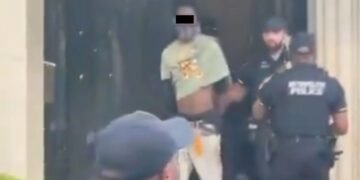 Operativo policial en Instituto Cultural Mexicano tras ingreso de hombre armado