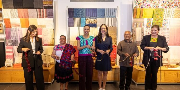 “Aquí no se regatea” artesanías mexicanas se venden en el lugar más exclusivo del país