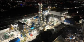 ¡Apagón masivo! Miles resienten cortes de energía en el sureste. ¿Qué pasa con la red eléctrica?