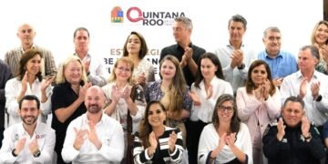 Se reúnen cónsules en Cancún rumbo al Mundial de Fútbol para conocer estrategia de seguridad