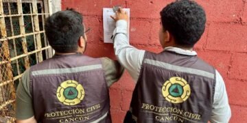 Aviso de evacuación en edificios de Fraccionamiento Corales