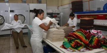 ¿Cuántos mexicanos ya viven del turismo? Empleo alcanza cifras récord