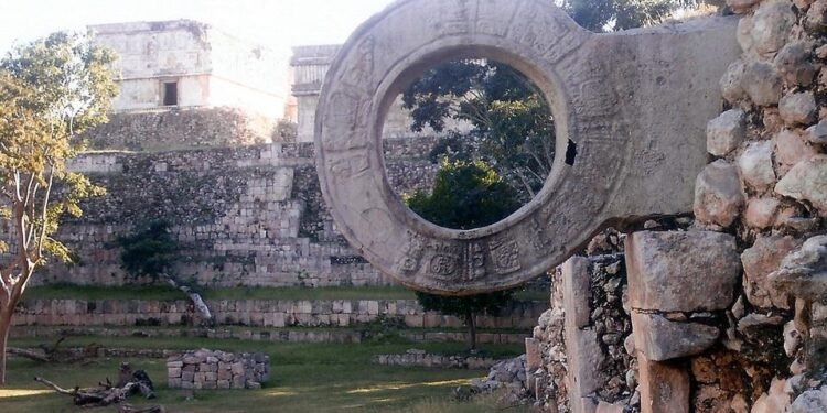 ¿Te imaginas ver un juego de pelota maya en vivo? Puerto Morelos lo hará realidad