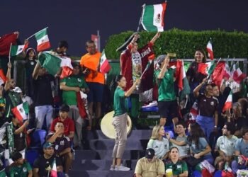 Cancún, Tulum y Bacalar tendrán Mundial gratis… pero no barato. Esto costarán pantallas gigantes