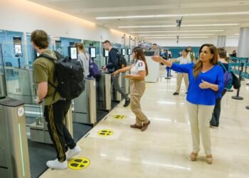 ¿Adiós a las largas filas? El Aeropuerto de Cancún acelera filtros migratorios rumbo al Mundial