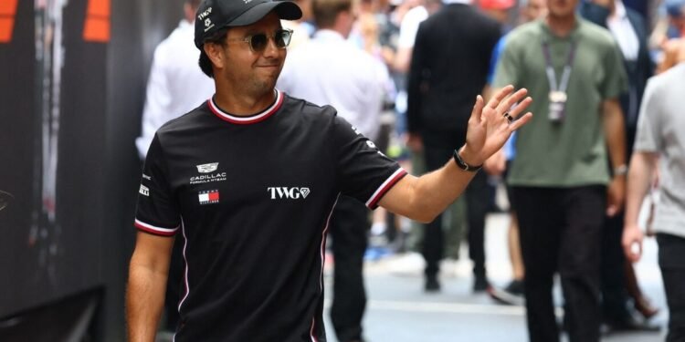 Era suyo, lo tenía y se le fue… Checo pierde el primer punto en F1 en la historia de Cadillac