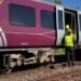 Emergencia masiva en Inglaterra; colisión de trenes deja una víctima y 89 heridos
