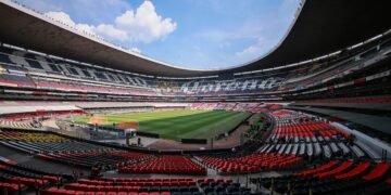 Tragedia previo a la inauguración: alemán sufre infarto en rampa de acceso al estadio mundialista