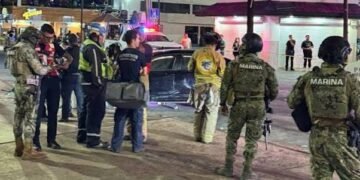 Lo que debía ser una noche histórica para México acabó entre ambulancias y sirenas