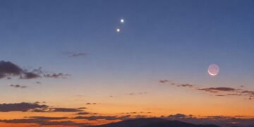 ¿Listo para mirar al cielo? La NASA da tips para ver la Luna y varios planetas a simple vista este mes