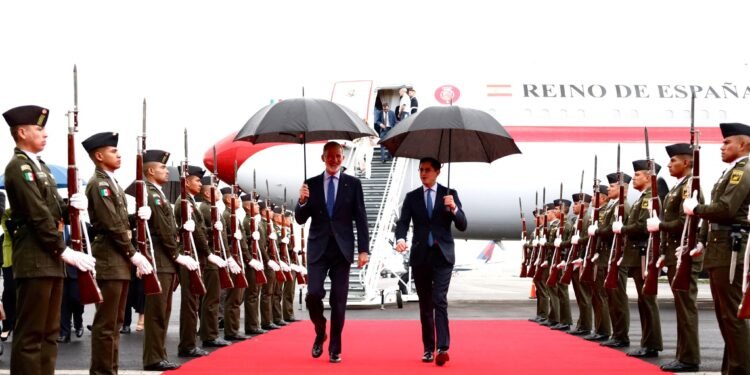Felipe VI ya está en México: esto hablará con Sheinbaum. ¿Será el inicio de una nueva relación?