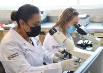 ¿Necesitas estudios médicos? Suspenden laboratorios en centros de salud
