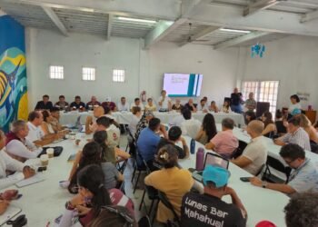 ¿Se destraba el conflicto? Mahahual inicia plan para un turismo sustentable