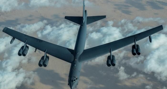 ¿Qué causó el desplome de un B-52? Fuerza Aérea busca respuestas tras accidente