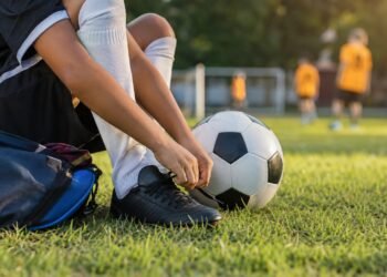 ¿Tu hijo sueña con el Mundial? Esto cuesta empezar su camino en el futbol