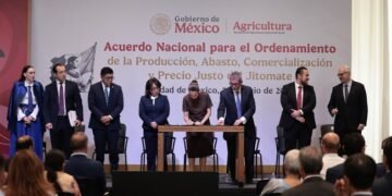Jitomate con precio justo: Gobierno de México coordina estrategia para ordenar comercialización