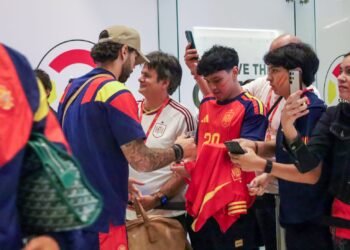 Con una recepción de lujo: así llegó la Selección de España a Puebla