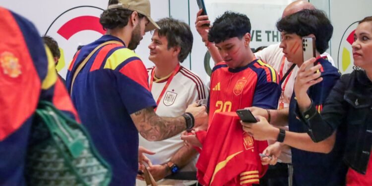 Con una recepción de lujo: así llegó la Selección de España a Puebla