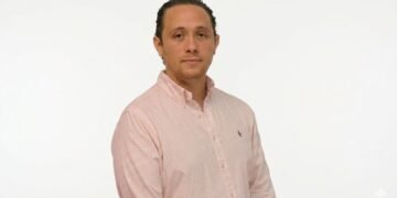 Renuncia director del SAT de Quintana Roo tras polémica por asistir a exclusiva final de la NBA