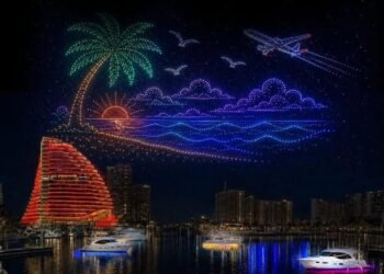 ¿Te lo vas a perder? Esta noche más de mil 250 drones iluminarán Cancún