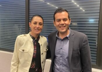 Arranca la carrera por Zacatecas: Ulises Mejía pide licencia para competir en Morena