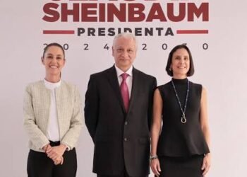 Exhiben al exdirector de Pemex por violencia familiar: esposa pide ayuda a Sheinbaum