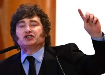 Milei expulsará a extranjeros que promuevan “mensajes de odio” contra Argentina