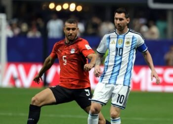 ¿Milagro albiceleste? Argentina revierte un 0-2 ante Egipto y avanza a cuartos