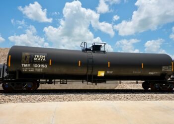 El Tren Maya de carga toma forma; llegan las primeras 12 locomotoras