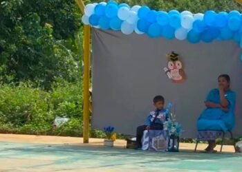La violencia vació su salón: Javier se graduó solo del kínder en la Sierra de Guerrero