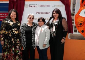 Con homenaje y develación de placa, Tlalpan honra a la maestra Elvira Pizaña Barrera