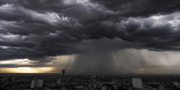 ¿Llega la “Tormenta Negra”? Alertan por 72 horas de lluvias intensas en gran parte de México