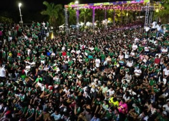 ¿Qué tal la desvelada? Cancunenses alargan la fiesta tras triunfo de México ante Ecuador
