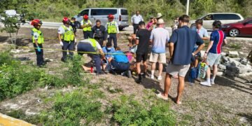 ¿Un viaje al Caribe? Este grupo de turistas jamás imaginó cómo terminaría el trayecto