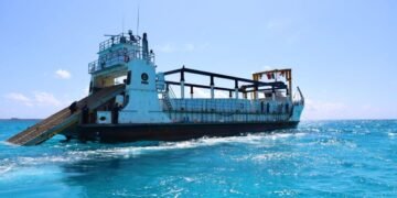 Operará en dos semanas nuevo buque sargacero para las playas de Quintana Roo