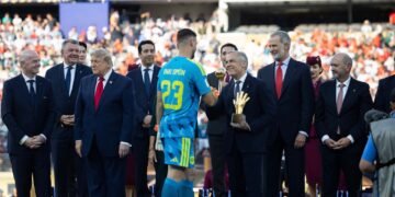 Del fútbol a los aranceles: así cambió el tono entre Trump y Canadá en unas horas