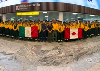 ¿Quiénes son los 104 mexicanos que viajarán a enfrentar el fuego en Canadá? Te lo decimos