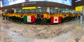 ¿Quiénes son los 104 mexicanos que viajarán a enfrentar el fuego en Canadá? Te lo decimos
