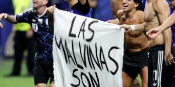 ¿Habrá sanción? FIFA analiza polémico mensaje tras el encuentro Argentina-Inglaterra