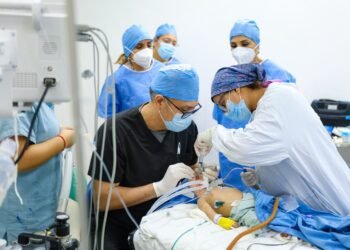 ¿Imaginas volver a sonreír? Así ayudaron a 18 pacientes en el Hospital Jesús Kumate