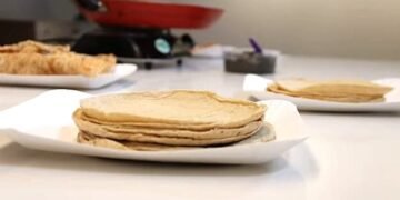¿Tortillas fake? Tortillas de baja calidad hasta 10 pesos más baratas en tiendas de conveniencia