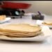 ¿Tortillas fake? Tortillas de baja calidad hasta 10 pesos más baratas en tiendas de conveniencia