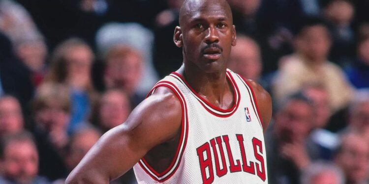 Histórico jersey de Michael Jordan saldrá a subasta por hasta 15 millones de dólares