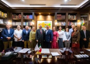 Rocha Moya da marcha atrás: solicita licencia indefinida tras regresar al gobierno de Sinaloa