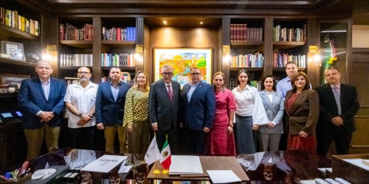 Rocha Moya da marcha atrás: solicita licencia indefinida tras regresar al gobierno de Sinaloa