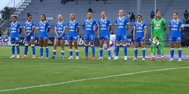 Cruz Azul y Liga MX Femenil frenan ataques misóginos contra las jugadoras celestes